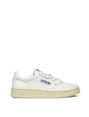 Autry Womens Medalist Low Leather / White / White Trainers