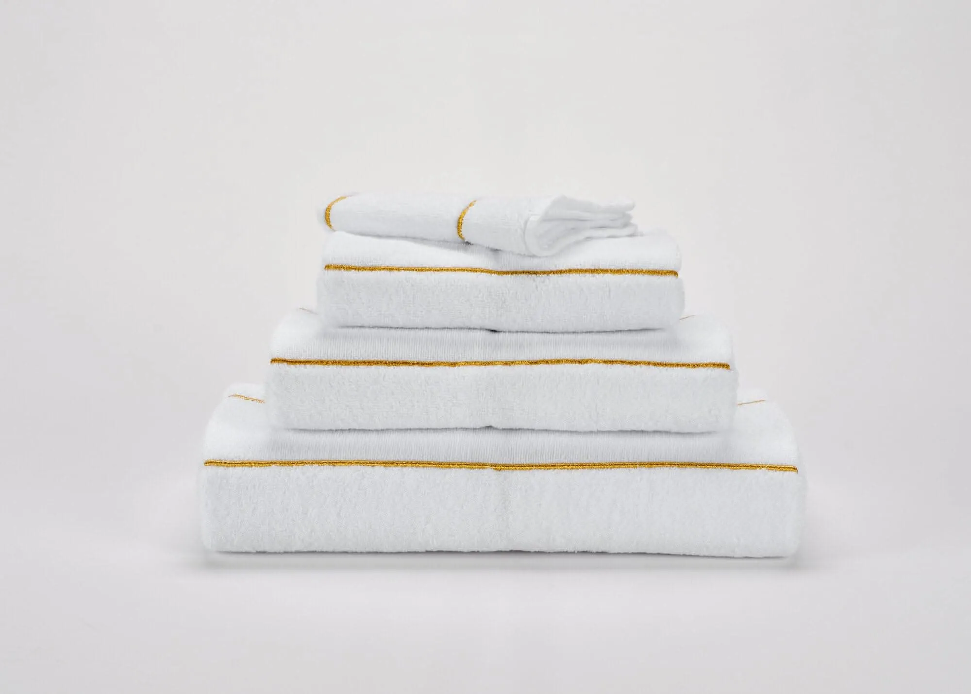 Lara Bath Towels (28 x 54" | 70 x 140 cm)