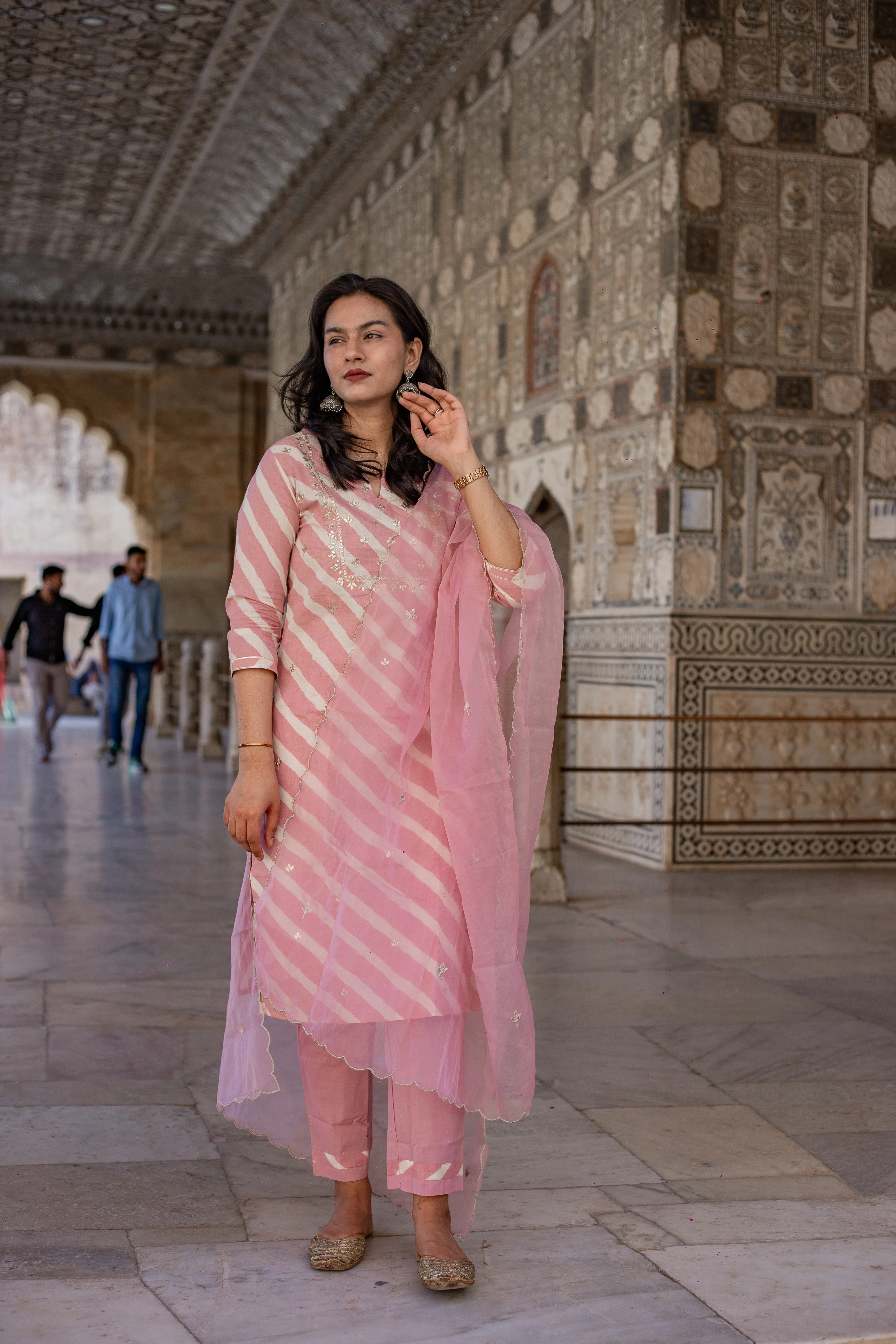 Light Pink Leheriya Cotton Kurta Pant set With Organza Dupatta